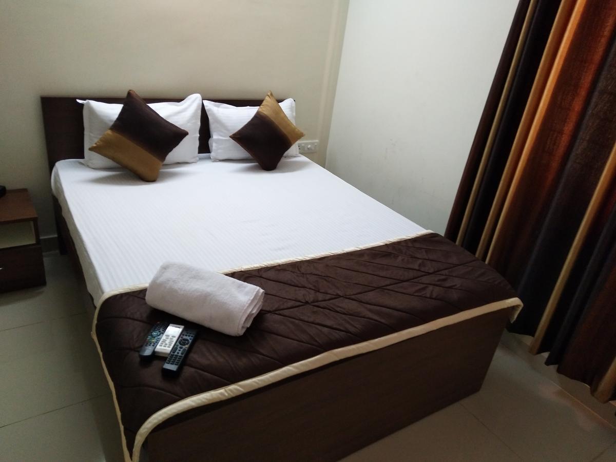 Hotel Fresh Living Prime Hitech Hyderabad Esterno foto
