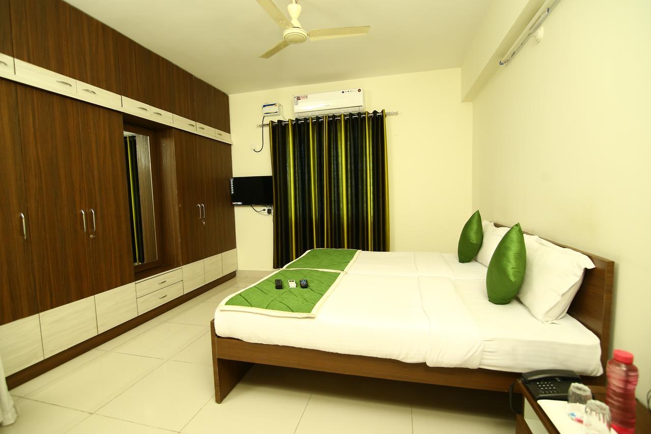 Hotel Fresh Living Prime Hitech Hyderabad Esterno foto