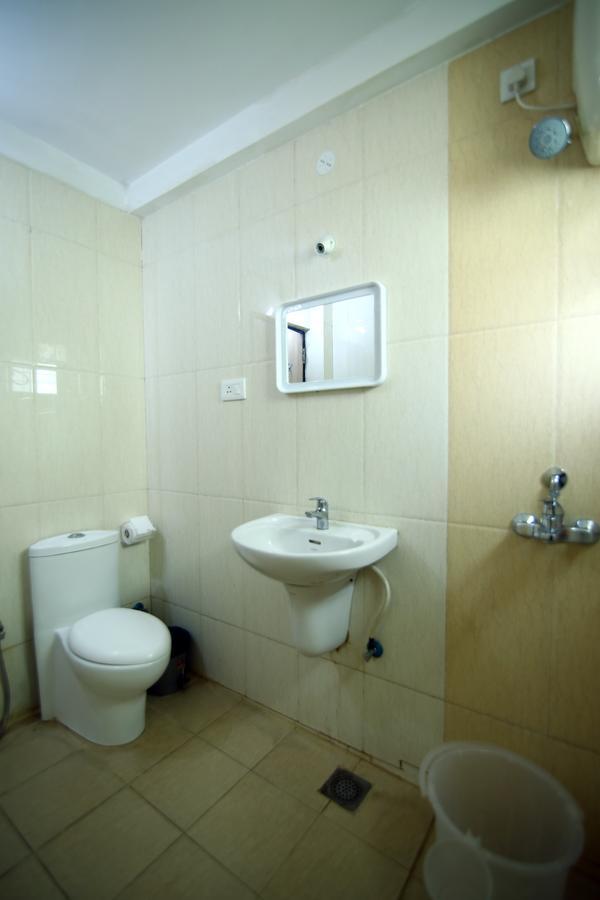 Hotel Fresh Living Prime Hitech Hyderabad Esterno foto