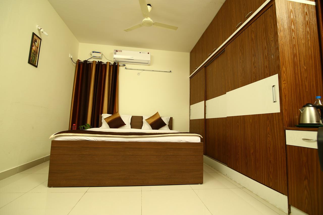 Hotel Fresh Living Prime Hitech Hyderabad Esterno foto