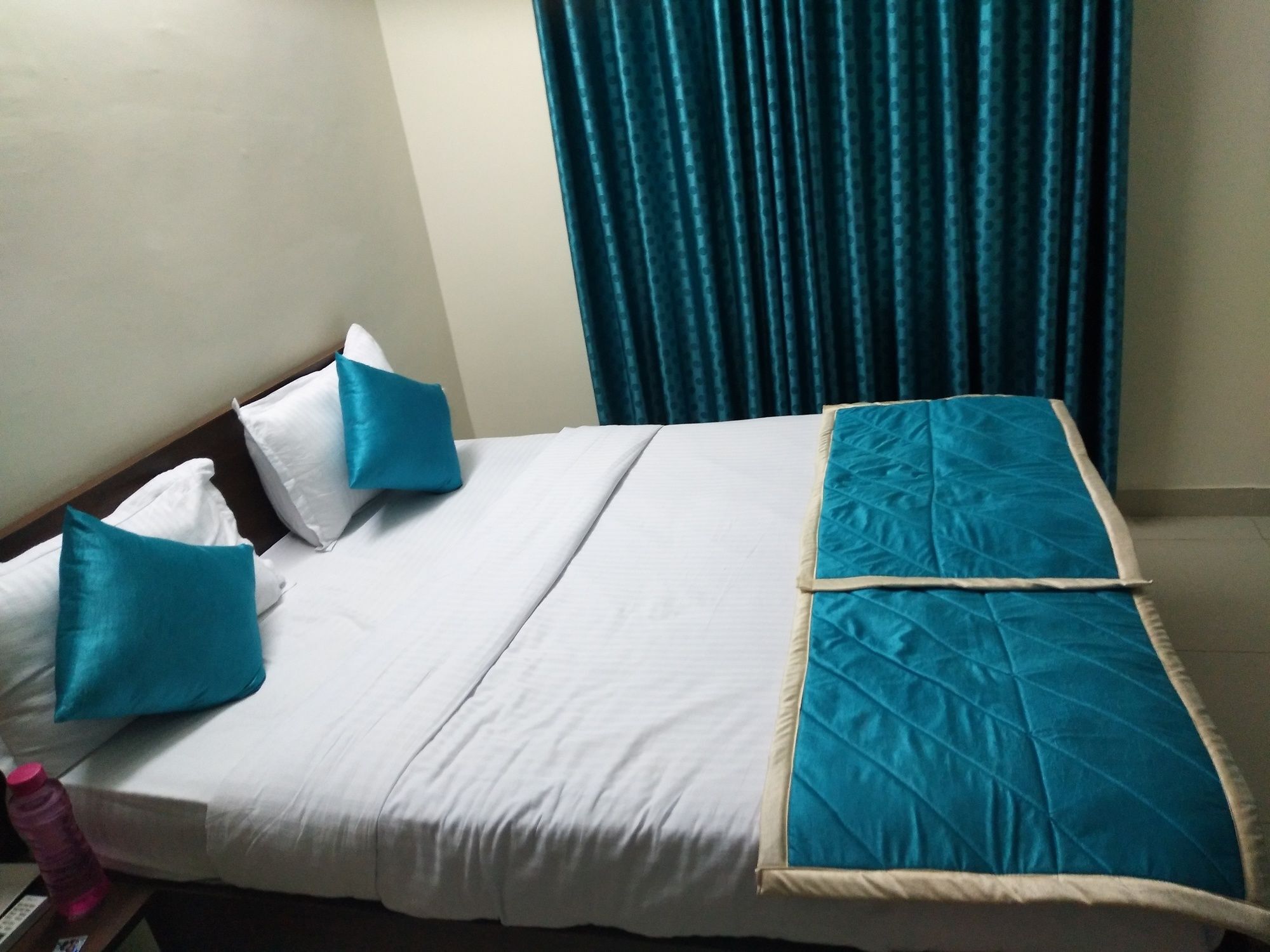 Hotel Fresh Living Prime Hitech Hyderabad Esterno foto