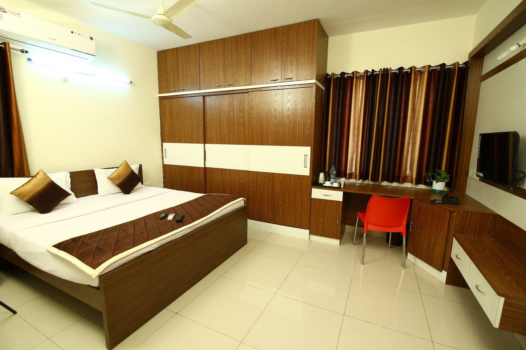 Hotel Fresh Living Prime Hitech Hyderabad Esterno foto